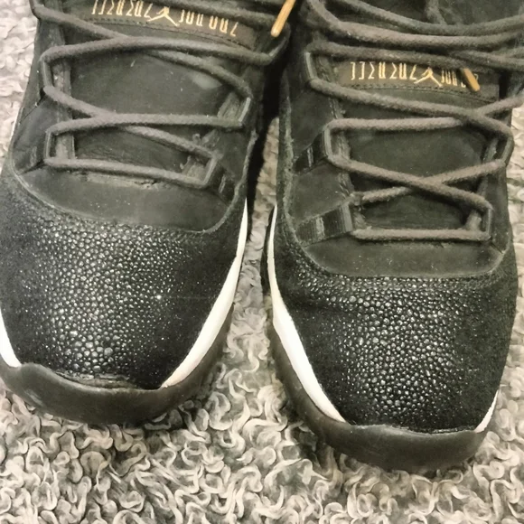 Air Jordan 11 Retro Premium  display picture 2